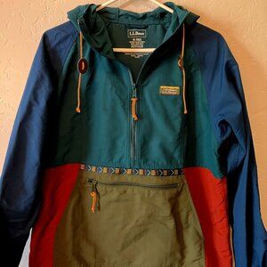 LL Bean Women's Mountain Classic Anorak, Multi-Color. Size M